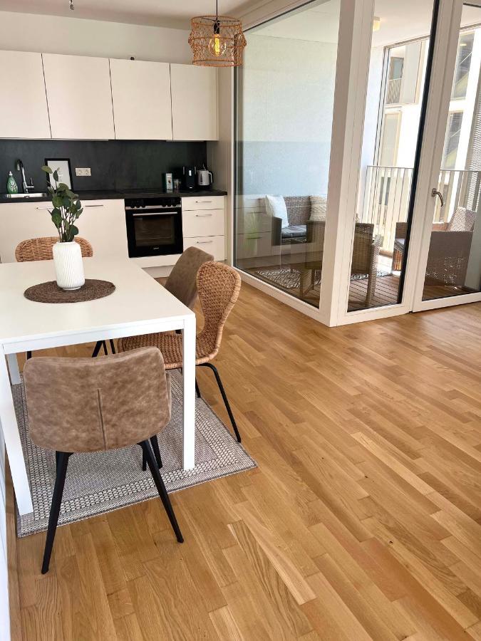 Donaublick Oasis: Stylische Wohnung Вена Экстерьер фото